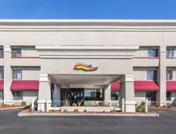 Baymont Inn and Suites Detroit/Roseville | Michigan - Detroit (ve civarı) - Roseville