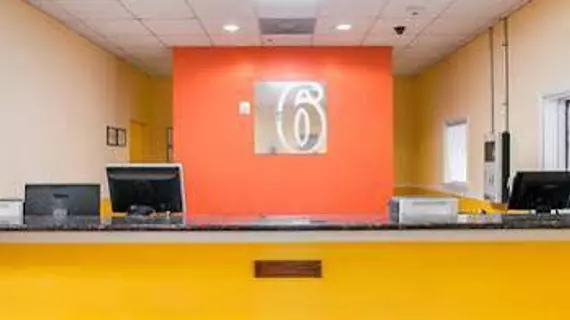 Motel 6 New Orleans - Near Downtown | Louisiana - New Orleans (ve civarı) - New Orleans