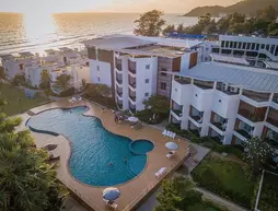 Saint Tropez Beach Resort Hotel | Chanthaburi (vilayet) - Tha Mai