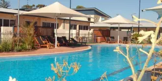 Broadwater Mariner Resort