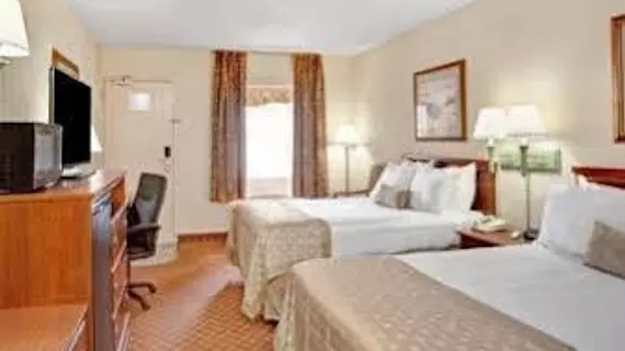 Ramada West Memphis | Arkansas - Batı Memphis (ve civarı) - Batı Memphis