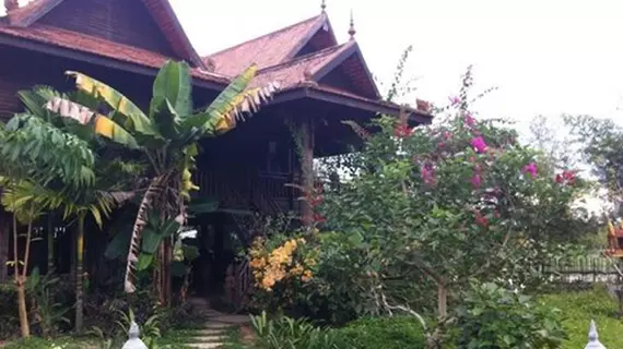 Bong Thom Homestay | Siem Reap (ili) - Banteay Srei