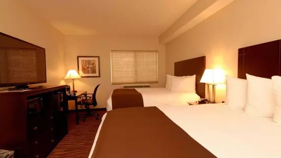 Boulders Inn & Suites | Iowa - Burlington (ve civarı) - Fort Madison