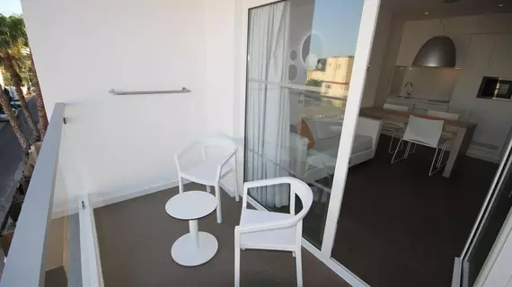 Ibiza Sun Apartments | Balearic Adaları - İbiza Adası - Sant Josep de sa Talaia - Playa d'en Bossa