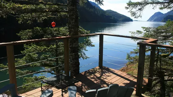 Orca Island Cabins | Alaska - Seward