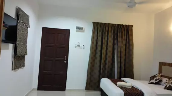 White Cottage Chalet | Kedah - Langkawi - Pantai Tengah