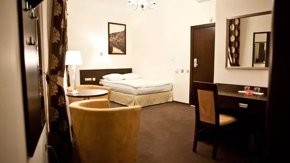 Hotel Sokołowska Airport Modlin | Mazovya Voyvodalığı