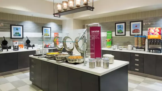 Hampton Inn and Suites Tampa Airport Avion Park Westshore | Florida - Tampa (ve civarı) - Tampa