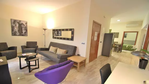 Apartamentos Living Sevilla Centro Maestranza | Andalucia - Seville İli - Sevilla - Casco Antiguo