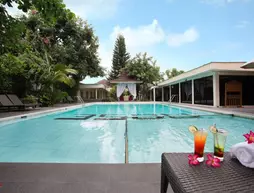 Hotel Grand Rosela | Yogyakarta Özel Bölgesi - Yogyakarta (ve civarı) - Yogyakarta - Prawirotaman - Mergangsan