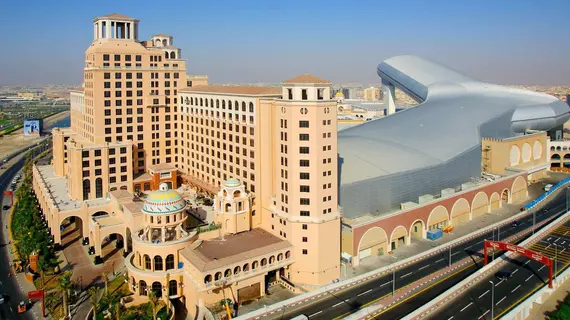 Al Waleed Palace Hotel Apartments-Al Barsha | Dubai - Dubai