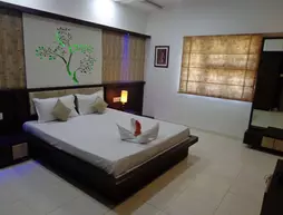 10 blossoms Hospitality Services | Gujarat - Ahmedabad Bölgesi - Ahmedabad