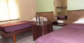 Hotel Lokesh | Maharaştra - Pune Bölgesi - Pune