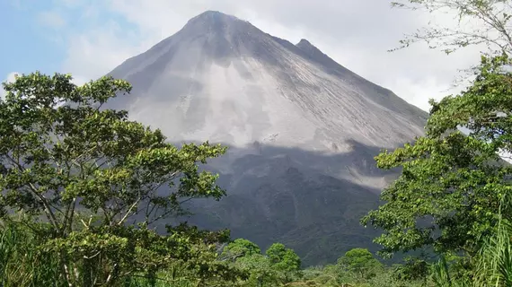 Cabinas Faro Arenal | Alajuela (ili) - San Carlos (kantonu) - La Fortuna