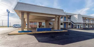 Motel 6 Clinton