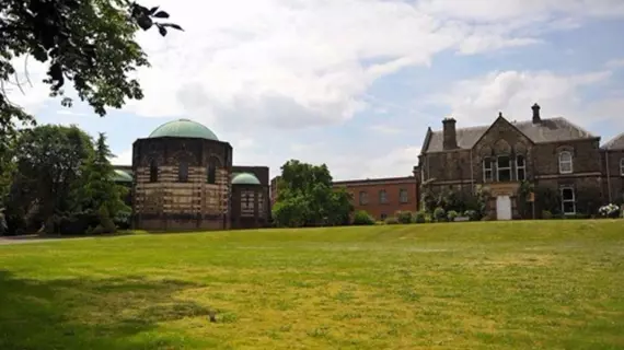 The Mirfield Monastery | Batı Yorkshire (kontluk) - Mirfield - Robert Town