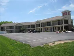 Red Carpet Inn Chambersburg | Pensilvanya - Gettysburg (ve civarı) - Chambersburg