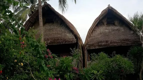 Anom Beach Hotel | Bali - Karangasem - Manggis