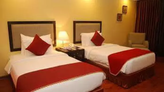 Hotel Sabari Classic | Tamil Nadu - Tiruvallur - Chennai (ve civarı) - Chengalpattu - Navalur