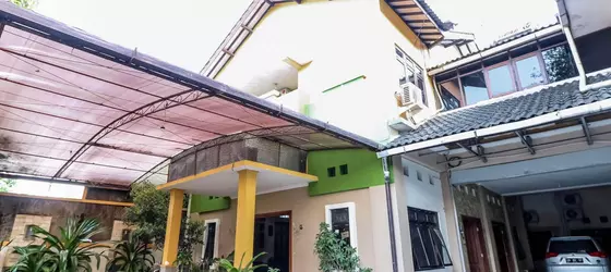 NIDA Rooms Raya Tajem Sambi Sari at Griya La Kusuma | Yogyakarta Özel Bölgesi - Yogyakarta (ve civarı) - Depok