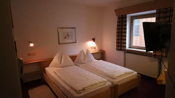 Hotel Greif | Trentino-Alto Adige - Güney Tirol (il) - Malles Venosta