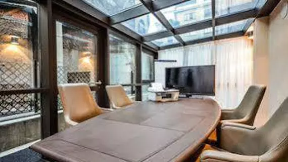 San Pietro All'Orto 6 Armani Suites | Lombardy - Milano (ve civarı) - Milano - San Babila