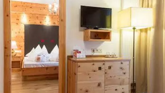 Romantik Hotel Santer | Trentino-Alto Adige - Güney Tirol (il) - Dobbiaco