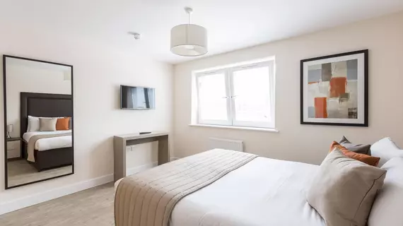 Central Gate House of Fisher Apartments | Berkshire (kontluk) - Newbury