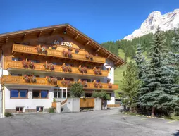 Hotel La Stua | Trentino-Alto Adige - Güney Tirol (il) - Badia - San Cassiano