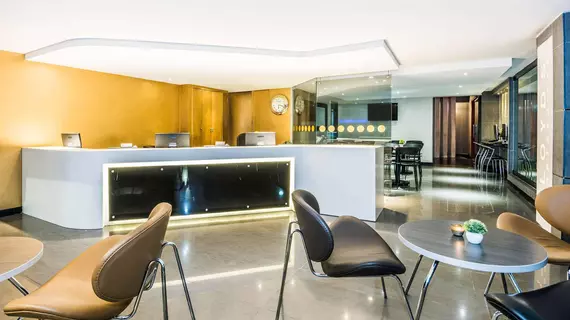 Lloyd's Apartasuites | Cundinamarca - Bogota (ve civarı) - Bogota - Chico