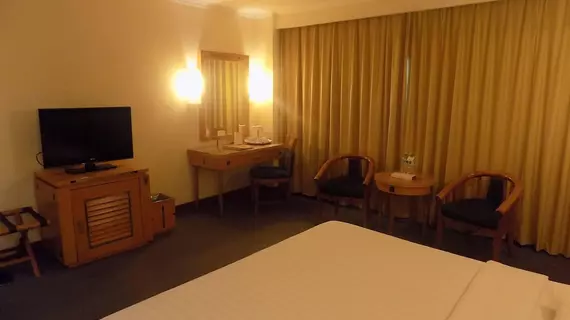 Hotel Mega Anggrek | West Java - Cakarta (ve civarı) - Cakarta - Batı Cakarta - Kebon Jeruk