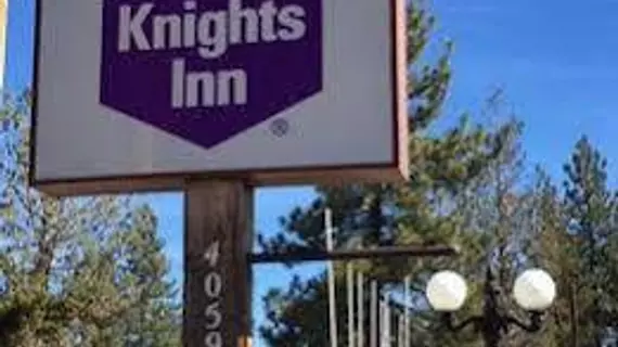 KNIGHTS INN BIG BEAR LAKE | Kaliforniya - San Bernardino County - Big Bear Gölü (ve civarı) - Big Bear Lake