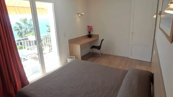 Residence Veles Plage | Provence - Alpes - Cote d'Azur - Var - Cannes (ve civarı) - Cannes