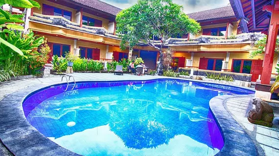 Paradiso Beach Inn | Bali - Kuta - Legian Kent Merkezi