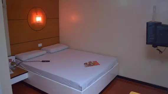 Hotel Sogo Dau | Nueva Ecija - Angeles City (ve civarı) - Mabalacat Şehri - Pampanga Province