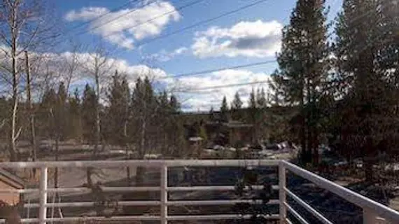 Spikes Place | Kaliforniya - Lake Tahoe (ve civarı) - Truckee