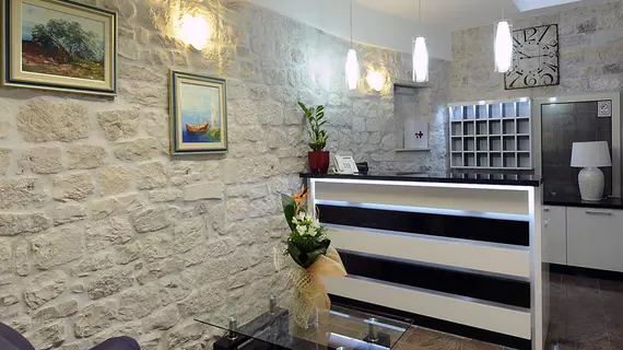 Hotel Monika | Split-Dalmaçya - Trogir