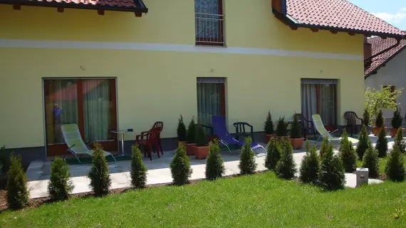 Guesthouse Mesec Zaplana | Logatec - Vrhnika