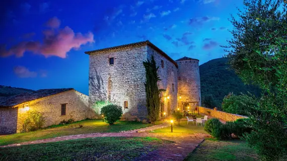 Castello Valenzino | Umbria - Perugia (vilayet) - Umbertide