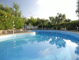 Hotel Apeneste | Puglia - Foggia (il) - Mattinata