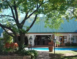 Sunninghill Guest Lodge | Gauteng - City of Tshwane - Johannesburg (ve civarı) - Sandton - Sunninghill