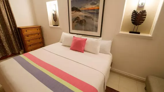 Hotel Hulku | Quintana Roo - Solidaridad - Playa del Carmen - Centro