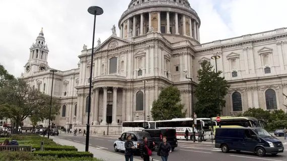 YHA London St Paul's | Londra (ve civarı) - London City Center - City of London