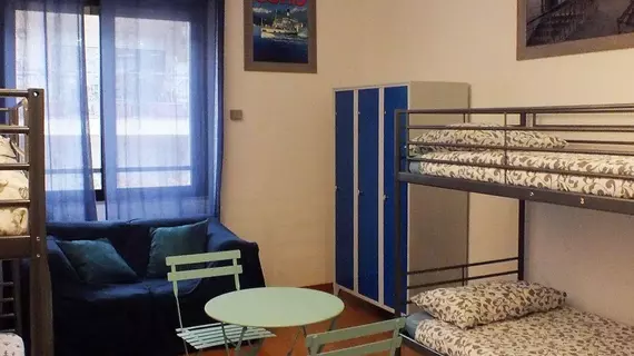 Atmos Luxe Navigli Hostel and Rooms | Lombardy - Milano (ve civarı) - Milano - Navigli