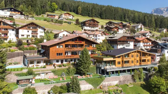 Residence Gran Tublá | Trentino-Alto Adige - Güney Tirol (il) - Ortisei