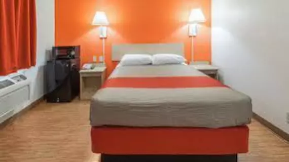 Motel 6 Marysville | Kaliforniya - Yuba City (ve civarı) - Marysville