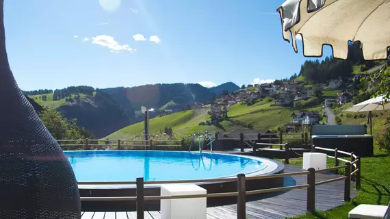 Romantic & Family Hotel Gardenia | Trentino-Alto Adige - Güney Tirol (il) - Selva di Val Gardena