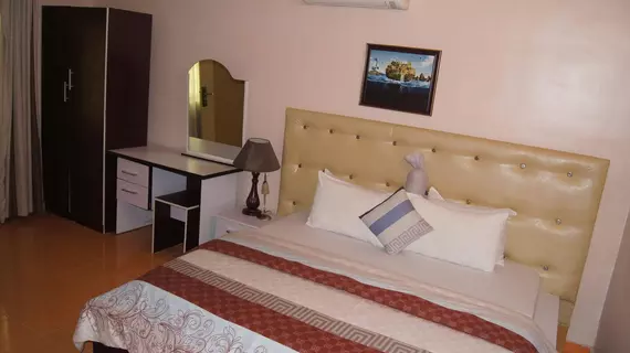 Royalview Hotel And Suites | Lagos (ve civarı) - Lagos