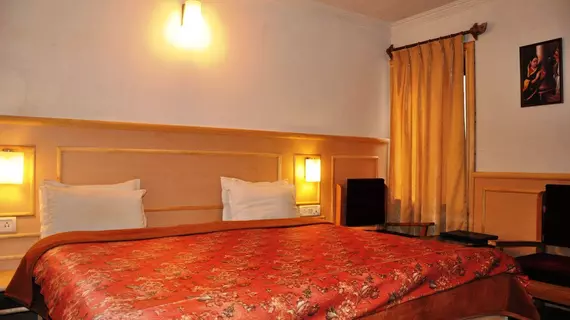 Hotel Sadaf | Cammu ve Keşmir - Srinagar (ve civarı) - Srinagar