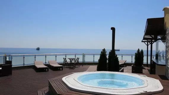 Albizia Beach Hotel | Varna